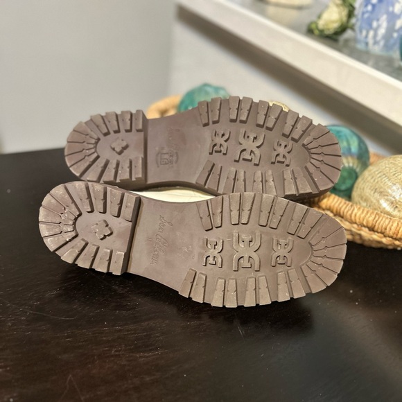 Sam Edelman Laurs Platform Lug Sole loafers Cream / Gold hardware Size 11 - Picture 11 of 11